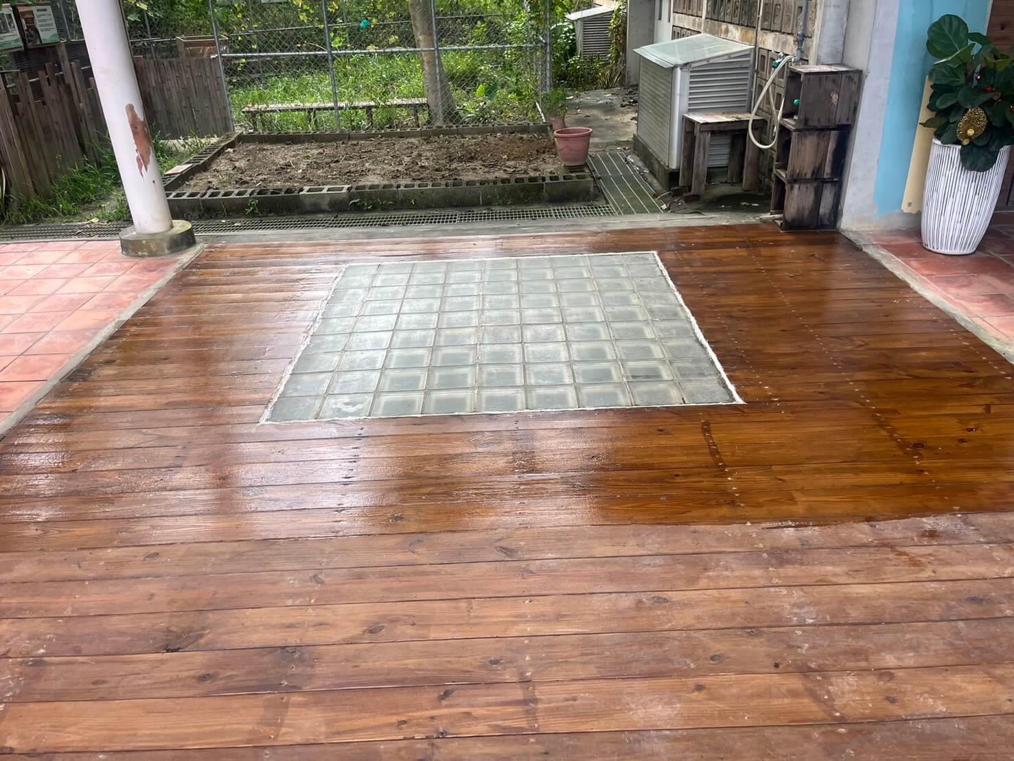 木棧板上方水工程